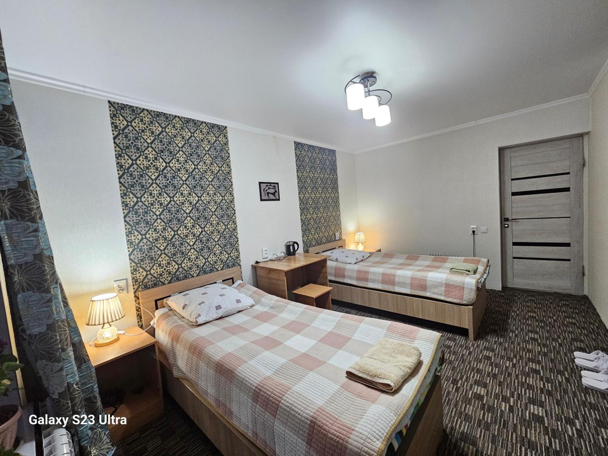 Guest House Mira Kochkor Kültér fotó