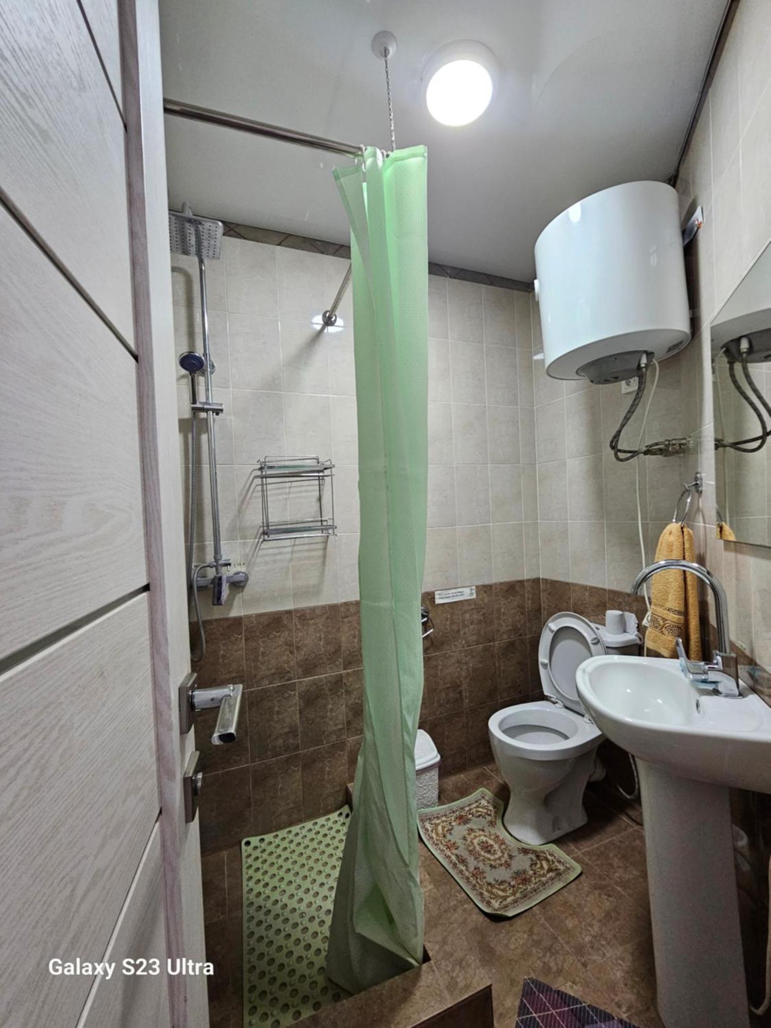 Guest House Mira Kochkor Kültér fotó